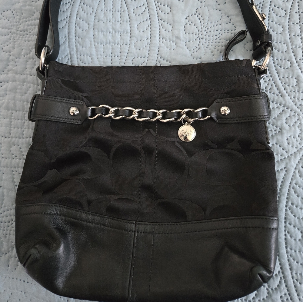 Coach vintage shoulder bag